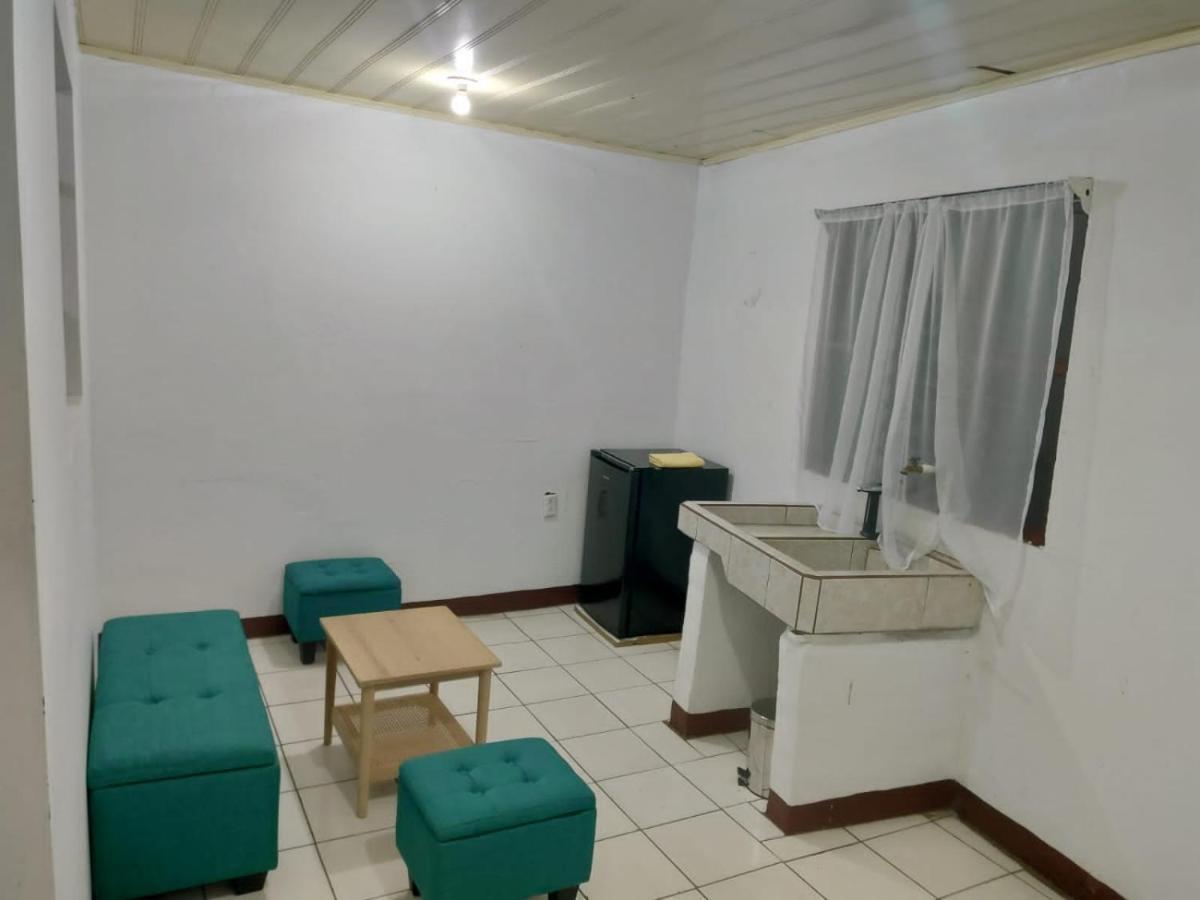 شقة Departamentos Patricia ألاخويلا المظهر الخارجي الصورة